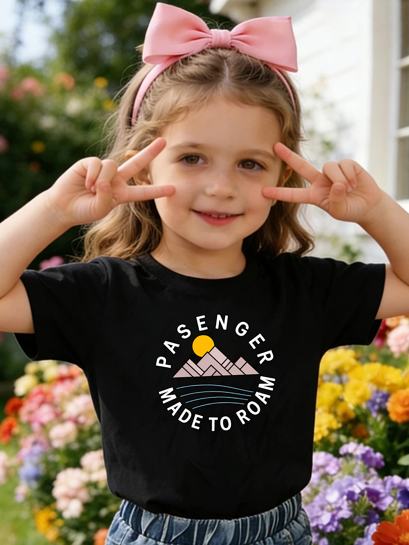 Outdoor Adventure Girl - アウトドアマウンテンアドベンチャーテキストプリントキッズTシャツ 男の子 女の子 ファミリーマッチ コットン クルーネック