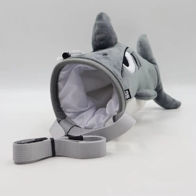 1個入り。かわいいサメ/ナマケモノのデザインのチョークバッグ - Chalk Bag Bouldering のレビューと価格
