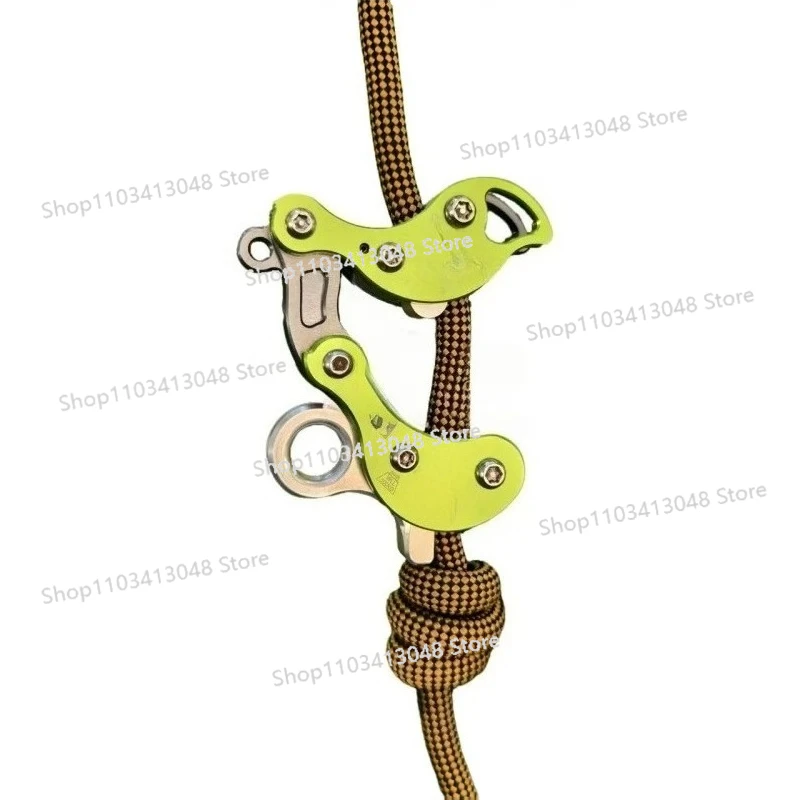 8つのリングで木を登る機械式グリップ（ロープ不要）屋外アドベ - Outdoor Adventure With Kids のレビューと価格